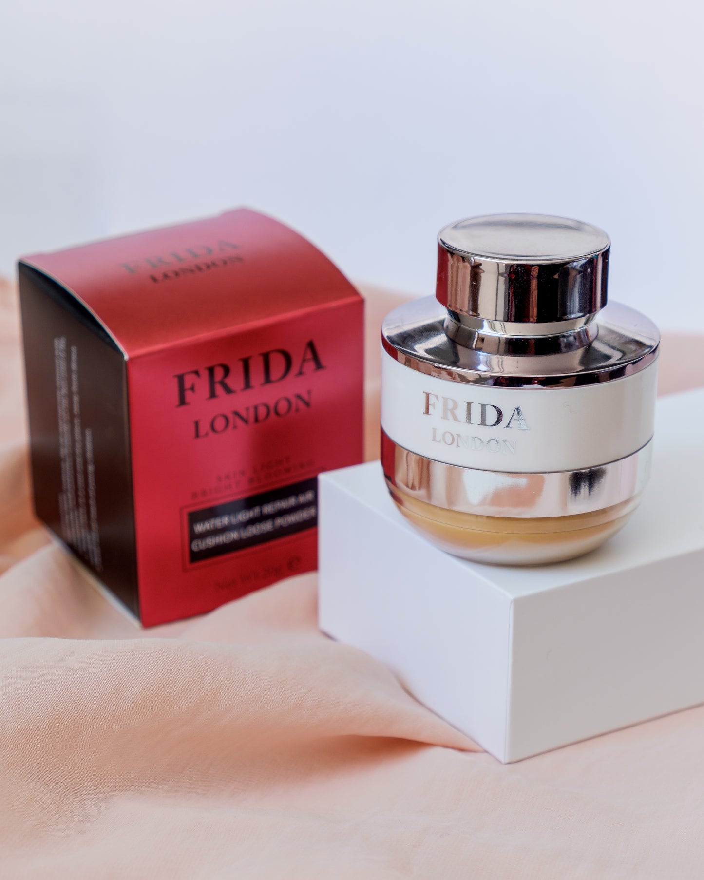 Frida London Loose and setting Powder